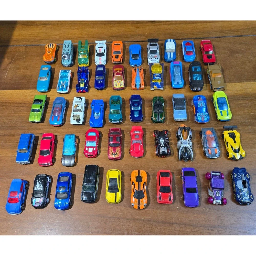 50 Piece Diecast Toy Car Lot Hot Wheels Matchbox Racing Fantasy Mixed Collection